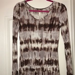 BKE long sleeve top Sz L